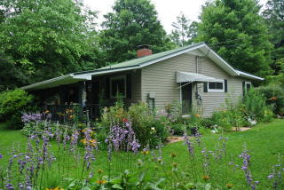 121 Bell Rd, Otto, NC 28763-9017