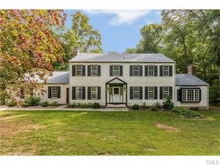 160 Linden Tree Rd, Wilton, CT 06897-1616