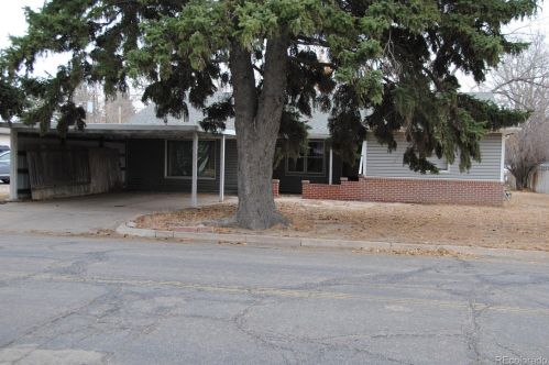 130 16th St, Burlington, CO 80807-1649
