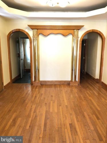 1230 11th St, Philadelphia PA  19122-4138 exterior