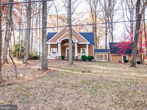 12500 Meadowood Dr, Silver Spring MD 20904-2928 exterior