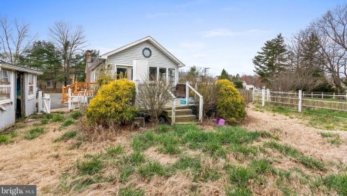 608 Mount Laurel Rd, Mount Laurel NJ  08054-9531 exterior