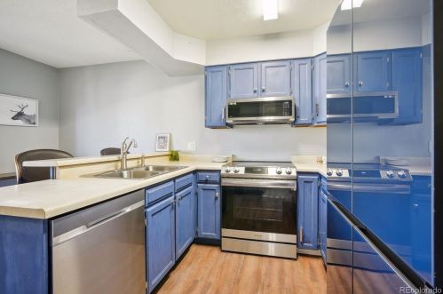 10408 Dartmouth Ave, Denver CO  80227-5605 exterior