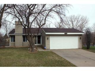1341 Jurdy Rd, Saint Paul, MN 55121-2108