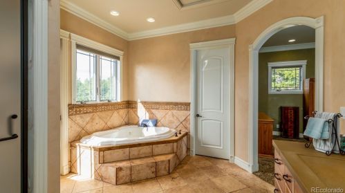 6765 Greenhorn Mountain Dr, Beulah CO 81023-6800 exterior