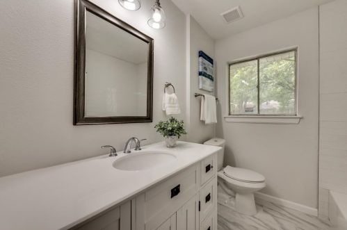 6772 Mike Dr, Fort Worth TX  76180-8522 exterior