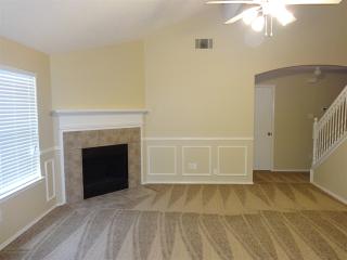 816 Meadowlark Dr, Fort Worth TX  76131-4886 exterior