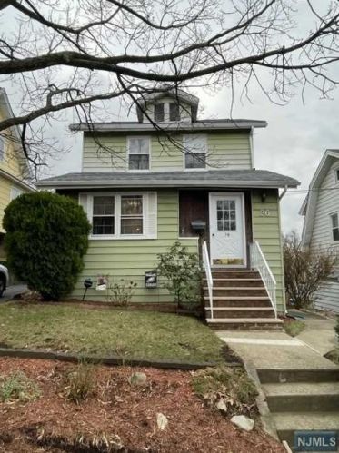 36 Maplewood Ave, Bogota, NJ 07603-1710