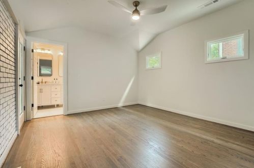 4590 Briarcliff Rd, Atlanta GA  30345-2160 exterior