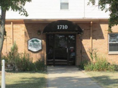 1710 Muny Vista Dr, Alton, IL 62002-5625