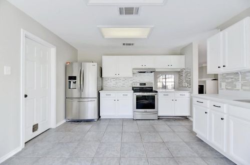 11321 Blairview Ln, Austin TX  78748-3964 exterior