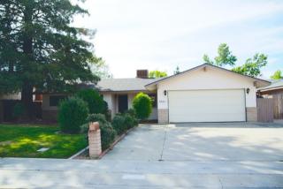 3821 Evergreen Ave, Visalia, CA 93277-5830