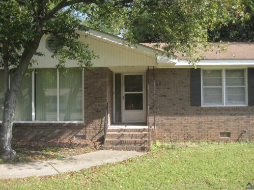 1805 Elberta Rd, Warner Robins, GA 31093-1348