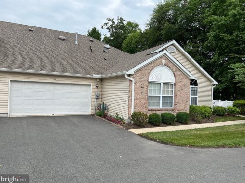 203 Point Ct, Trenton, NJ 08648-2859