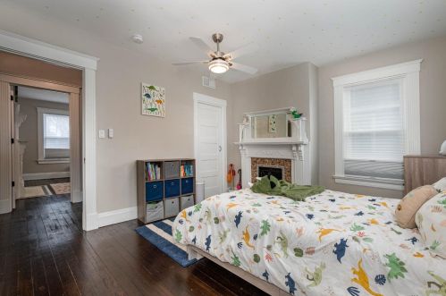 1912 Delaware Ave, Cincinnati OH  45212-3621 exterior