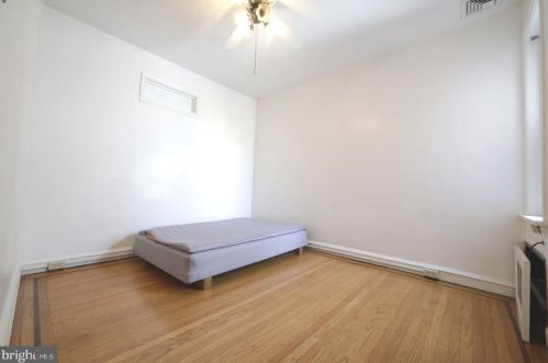 2427 16th St, Philadelphia PA  19132-4439 exterior