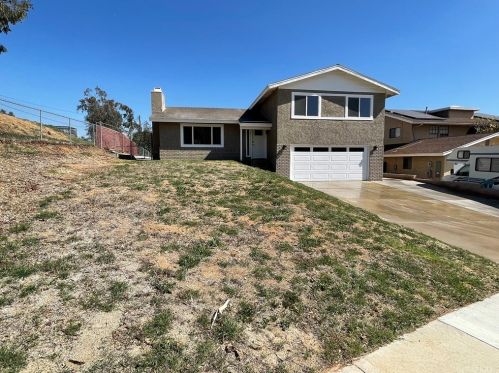 5717 Bolivar St, Riverside, CA 92505-2365