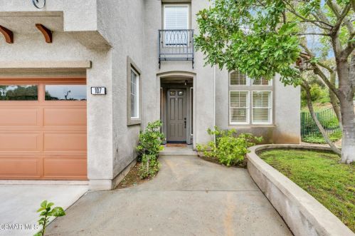 107 Laurel Ridge Dr, Simi Valley, CA 93065-7396