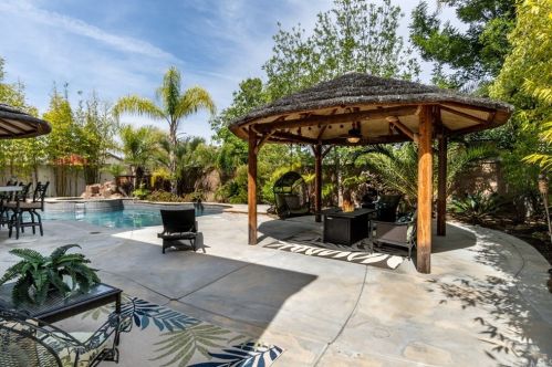 39719 Cambridge Pl, Temecula, CA 92591-5599
