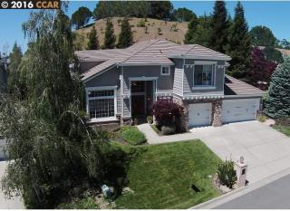 24 Jennifer Highlands Ct, Lafayette, CA 94549-1739