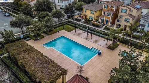 2821 Lemon Cmn, Livermore, CA 94551-9528