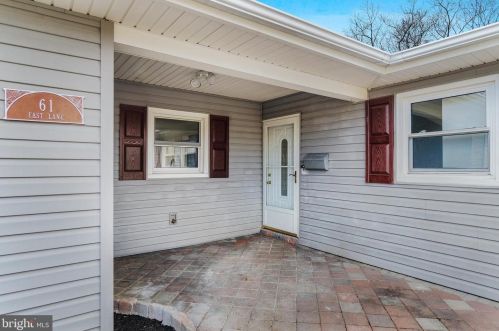 61 East Ln, Willingboro, NJ 08046-2251
