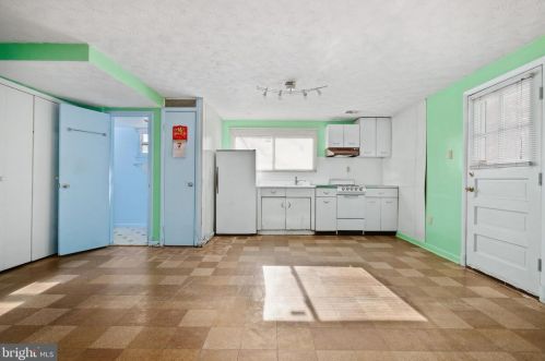 822 Malibu Dr, Silver Spring MD 20901-3648 exterior