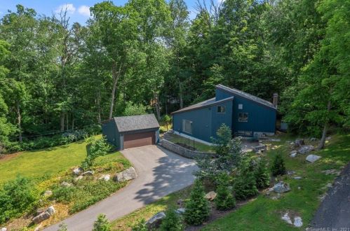 9 Finley Hill Rd, East Hampton, CT 06447-1003