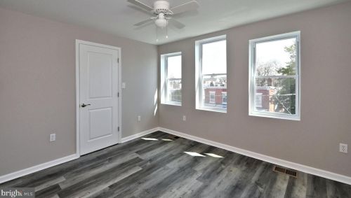 328 61 St, Philadelphia PA 19142-3402 exterior