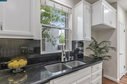 127 Maidenhair Ct, San Ramon, CA 94582-5180