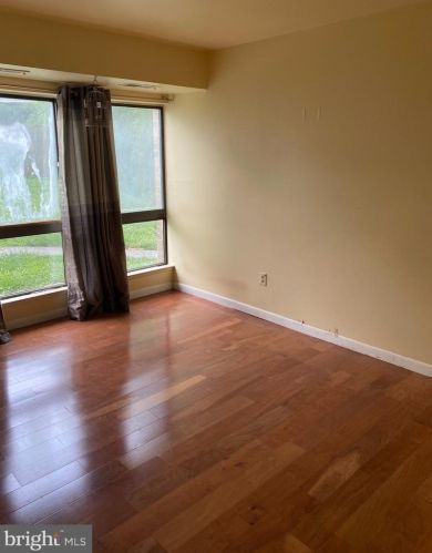 8881 Spiral Cut, Columbia, MD 21045-2702