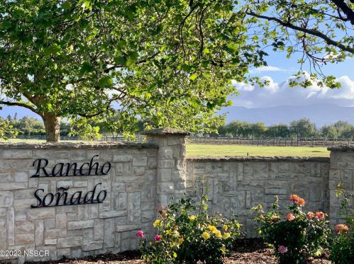 3331 Baseline Ave, Santa Ynez, CA 93460-9175