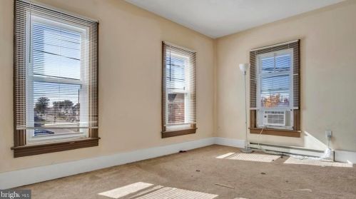 309 High St, Hanover PA  17331-2302 exterior