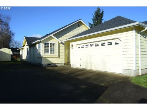 436 53rd Pl, Springfield, OR 97478-6198