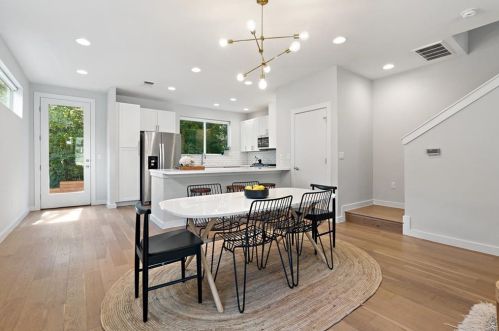 3201 Aldwyche Dr, Austin TX  78704 exterior