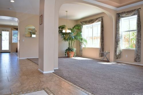 12722 Royal Palm Ln, Riverside CA  92503-7077 exterior