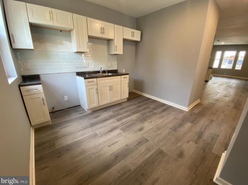 4527 12th St, Philadelphia PA  19140-1201 exterior