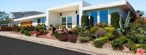 14673 Deervale Pl, Van Nuys, CA 91403-4614