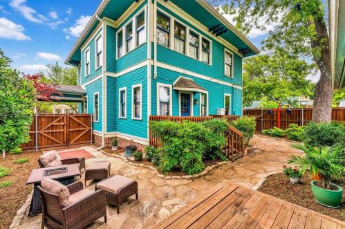 1901 Alston Ave, Fort Worth TX  76110-1468 exterior
