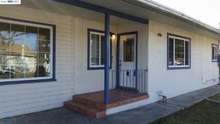 570 Brian St, Hayward, CA 94544-5264