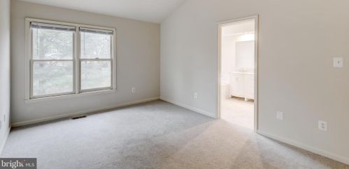 8731 Stone Hl Pl, Springfield VA  22153-1718 exterior