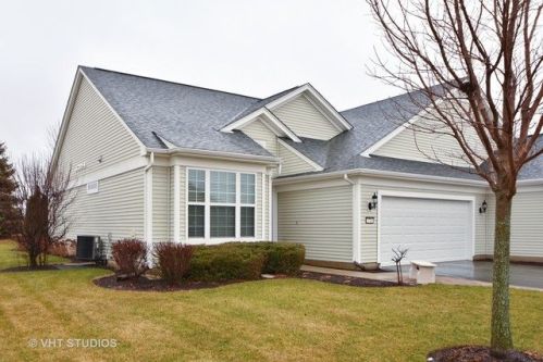 1710 Countryside Dr, Joliet, IL 60404-7018