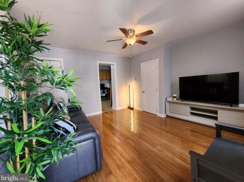 1311 Hancock St, Philadelphia, PA 19122-4522