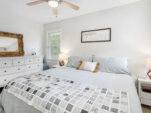 2140 Medfield Trl, Atlanta GA  30345-3010 exterior