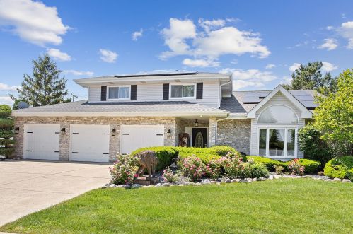 611 Wellington Pkwy, Mokena, IL 60451-9550
