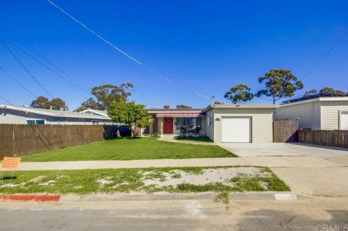 389 Pierce St, El Cajon, CA 92020-3039