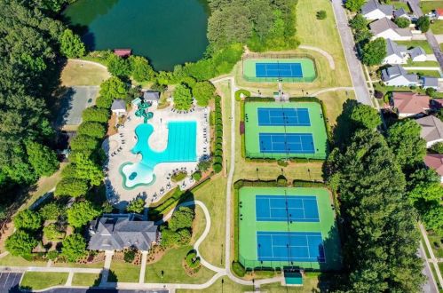 343 Vista Creek Dr, Stockbridge GA  30281-2092 exterior