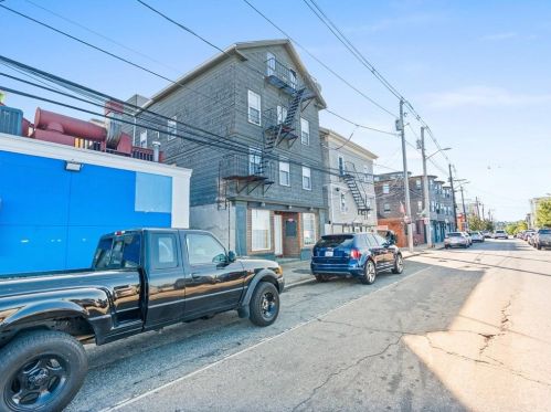 108 Spruce St, Providence, RI 02903-1533