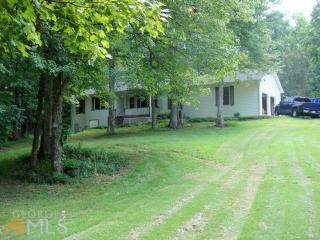 180 Pilgrim Way, Newnan, GA 30265-1859