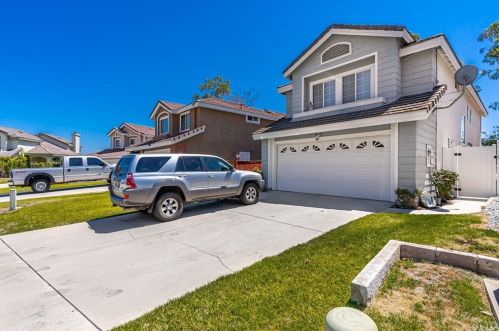 17586 Mountain Ct, Riverside, CA 92503-6569